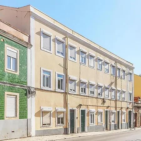 Vita Portucale ! Stylish Apartment Campo Ourique Lisbon Exterior photo