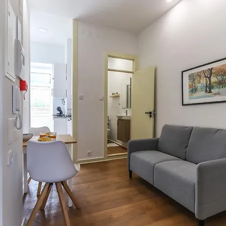 Vita Portucale ! Stylish Apartment Campo Ourique Lisbon Exterior photo